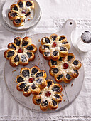 Blossoms (Small cakes with poppy seed)
