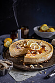 Kokos-Zitronen-Cheesecake mit Cashewboden