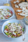 Caesars Salad mit gebackenem Truthahn