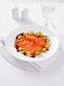 Graved salmon with potato salad