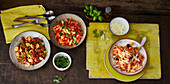 Pasta mit Tomaten-Ziegenkäse-Sugo, mit Salsiccia-Sugo und mit Tomaten-Paprika-Sugo