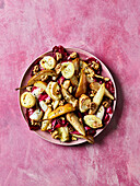 Radicchio salad with pear and goat's cheese