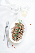Veal strips with coconut and soy milk