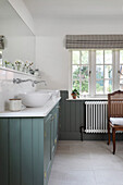 Bathroom vanity with double sink in an en-suite bathroom