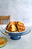 Lemon Drizzle Cake (Saftiger Zitronenkuchen)