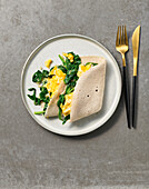 Buckwheat crêpes with egg and spinach