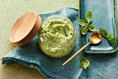 Sheep's cheese-basil spread with almonds