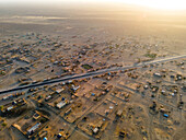 Ein Dorf bei Kamour, Mauretanien, Sahara-Wüste, Westafrika, Afrika