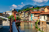 Promenade im historischen Zentrum, Omegna, Ortasee, Bezirk Verbania, Piemont, Italienische Seen, Italien, Europa