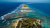 Luftaufnahme des Hikueru-Atolls, Tuamotu-Archipel, Französisch-Polynesien, Südpazifik, Pazifik