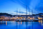 Padstow Harbour, Abenddämmerung, Cornwall, England, Vereinigtes Königreich, Europa