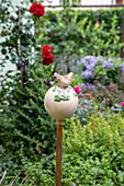 Garden decoration with bird