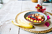 Acai bowl with fresh fruit