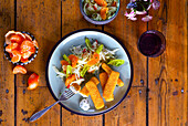 Fischstäbchen mit Fenchel-Mandarinen-Salat, glutenfrei