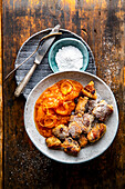Vegan Kaiserschmarrn with roasted apricots