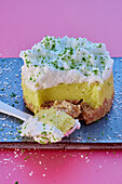 Lime tartlet with coconut cream