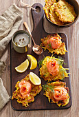 Potato rösti with smoked salmon and sour cream