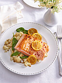 Oven-baked lemon salmon with cauliflower