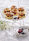 Choux pastry with curd cream and berries