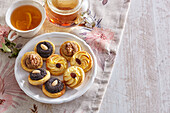 Small quark tarts with poppy seeds and nuts