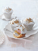 Neapolitan meringue cupcakes