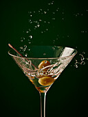 Martini mit Oliven