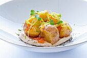 Jacket potatoes with lukewarm fish roe paste