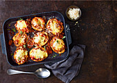 Stuffed potatoes with Bolognese
