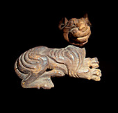 Lying tiger plaque, 5th-4th century BC