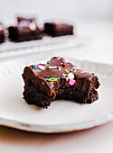 Fudgy brownies with sugar sprinkles