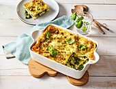 Spinach lasagne with peas