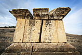 Ruinen von Gräbern, Hierapolis; Pamukkale, Türkei