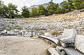 Ruinen eines Amphitheaters; Priene, Türkei