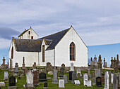 Weiße Kirche und Friedhof, Highlands; Schottland