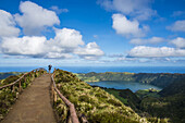 Die spektakuläre Aussicht von Sete Cidades; Sao Miguel, Azoren, Portugal