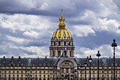 Die Nordfassade von Les Invalides; Paris, Frankreich