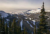 Landschaft der Rocky Mountains und des Sunshine Ski Resort; Banff, Alberta, Kanada