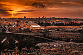 Stadtbild von Jerusalem bei Sonnenuntergang; Jerusalem, Israel