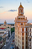 Blick auf Havanna bei Sonnenuntergang; Havanna, Kuba