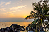 Strand von Phu Quoc bei Sonnenuntergang; Phu Quoc, Provinz Kien Giang, Vietnam