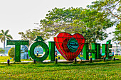 Ein Schild mit der Aufschrift "Hue Love"; Hue, Thua Thien-Hue Provinz, Vietnam