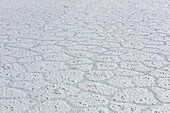 Textur des Bodens im Salar de Uyuni; Potosi, Bolivien