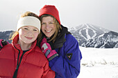 Mutter und Tochter, Mount Baldy, Sun Valley, Idaho, USA