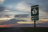 Trans Canada Highway-Schild bei Swift Current, Alberta, Kanada
