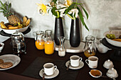Gedeckter Tisch zum Frühstück, Tulum, Riviera Maya, Quintana Roo, Yucatan-Halbinsel, Mexiko