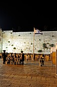 Shavout (Pfingsten) an der Klagemauer; Jerusalem, Israel