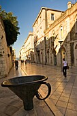 Straße neben dem Dioceltian-Palast; Split, Kroatien