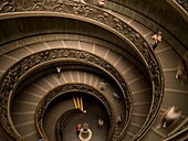 Kreisförmige Treppe im Vatikanischen Museum; Vatikan, Rom, Italien