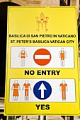 Informationsschild am Petersdom; Vatikanstadt, Rom, Italien