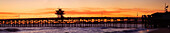 San Clemente Municipal Pier In Sunset, Panorama; San Clemente Stadt, Orange County, Südkalifornien, Usa